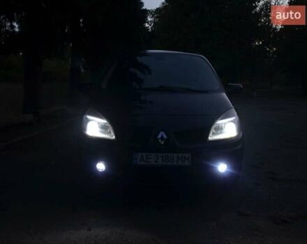 Синий Рено Гранд Сценик, объемом двигателя 1.6 л и пробегом 260 тыс. км за 5600 $, фото 9 на Automoto.ua