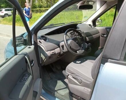 Синий Рено Гранд Сценик, объемом двигателя 1.9 л и пробегом 210 тыс. км за 5500 $, фото 8 на Automoto.ua