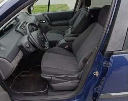 Синий Рено Гранд Сценик, объемом двигателя 1.6 л и пробегом 258 тыс. км за 4550 $, фото 5 на Automoto.ua