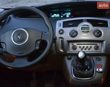 Синий Рено Гранд Сценик, объемом двигателя 1.6 л и пробегом 260 тыс. км за 5600 $, фото 18 на Automoto.ua