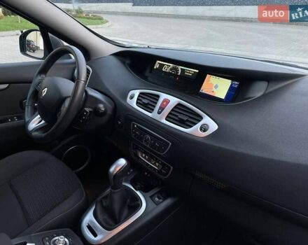 Рено Гранд Сценик 2009 в Луцке на Automoto.ua Синий Рено Гранд Сценик, объемом двигателя 2 л и пробегом 317 тыс. км за 7100 $, фото 29 на Automoto.ua