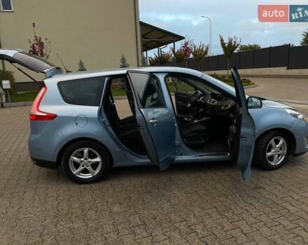 Рено Гранд Сценик 2009 в Луцке на Automoto.ua Синий Рено Гранд Сценик, объемом двигателя 2 л и пробегом 317 тыс. км за 7100 $, фото 55 на Automoto.ua