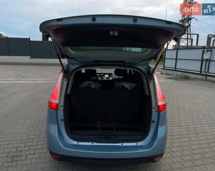 Рено Гранд Сценик 2009 в Луцке на Automoto.ua Синий Рено Гранд Сценик, объемом двигателя 2 л и пробегом 317 тыс. км за 7100 $, фото 25 на Automoto.ua