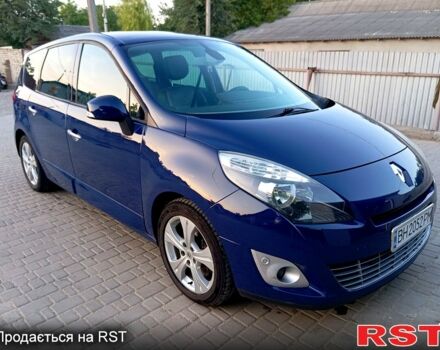 Синій Рено Гранд Сценік, об'ємом двигуна 2 л та пробігом 200 тис. км за 6600 $, фото 1 на Automoto.ua