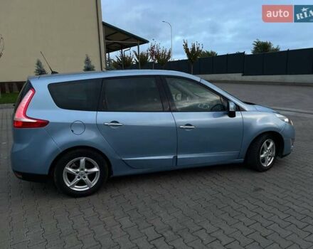 Рено Гранд Сценик 2009 в Луцке на Automoto.ua Синий Рено Гранд Сценик, объемом двигателя 2 л и пробегом 317 тыс. км за 7100 $, фото 15 на Automoto.ua