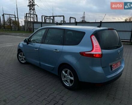 Рено Гранд Сценик 2009 в Луцке на Automoto.ua Синий Рено Гранд Сценик, объемом двигателя 2 л и пробегом 317 тыс. км за 7100 $, фото 8 на Automoto.ua