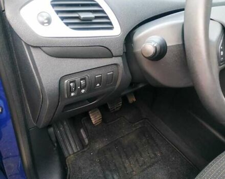 Синий Рено Гранд Сценик, объемом двигателя 1.4 л и пробегом 153 тыс. км за 6900 $, фото 34 на Automoto.ua