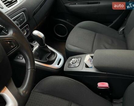 Синий Рено Гранд Сценик, объемом двигателя 2 л и пробегом 317 тыс. км за 6750 $, фото 54 на Automoto.ua