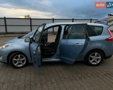 Синій Рено Гранд Сценік, об'ємом двигуна 2 л та пробігом 317 тис. км за 6700 $, фото 46 на Automoto.ua