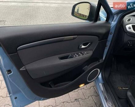 Рено Гранд Сценик 2009 в Луцке на Automoto.ua Синий Рено Гранд Сценик, объемом двигателя 2 л и пробегом 317 тыс. км за 7100 $, фото 38 на Automoto.ua