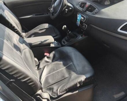 Рено Гранд Сценик 2009 в Львове на Automoto.ua Синий Рено Гранд Сценик, объемом двигателя 1.46 л и пробегом 320 тыс. км за 6600 $, фото 5 на Automoto.ua