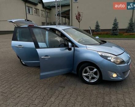 Рено Гранд Сценик 2009 в Луцке на Automoto.ua Синий Рено Гранд Сценик, объемом двигателя 2 л и пробегом 317 тыс. км за 7100 $, фото 50 на Automoto.ua