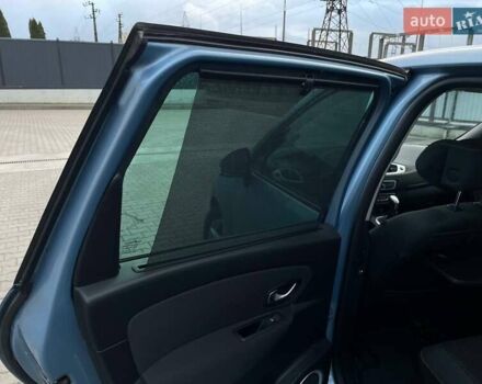 Синій Рено Гранд Сценік, об'ємом двигуна 2 л та пробігом 317 тис. км за 6700 $, фото 38 на Automoto.ua