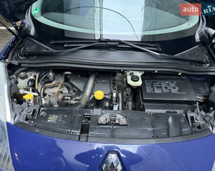 Синий Рено Гранд Сценик, объемом двигателя 1.46 л и пробегом 313 тыс. км за 6700 $, фото 16 на Automoto.ua