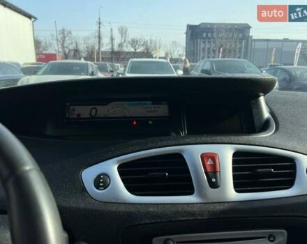 Синій Рено Гранд Сценік, об'ємом двигуна 1.46 л та пробігом 193 тис. км за 7000 $, фото 10 на Automoto.ua