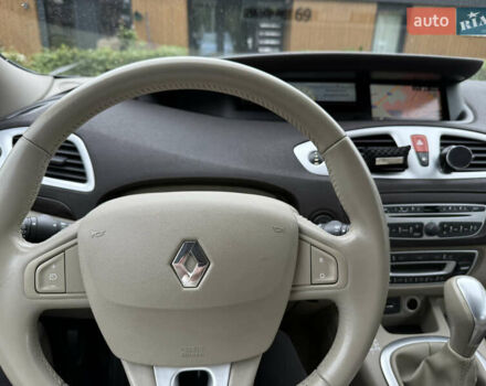 Рено Гранд Сценік 2010 у Львові на Automoto.ua Синій Рено Гранд Сценік, об'ємом двигуна 0 л та пробігом 153 тис. км за 3092 $, фото 16 на Automoto.ua