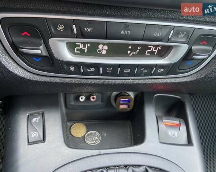 Синий Рено Гранд Сценик, объемом двигателя 1.9 л и пробегом 242 тыс. км за 7200 $, фото 37 на Automoto.ua