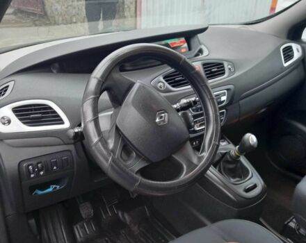 Синий Рено Гранд Сценик, объемом двигателя 1.5 л и пробегом 265 тыс. км за 8150 $, фото 11 на Automoto.ua