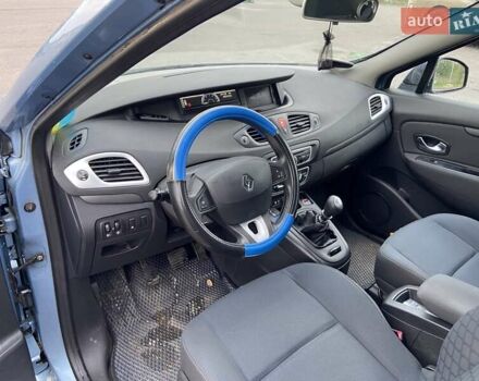 Синий Рено Гранд Сценик, объемом двигателя 1.9 л и пробегом 242 тыс. км за 7200 $, фото 29 на Automoto.ua