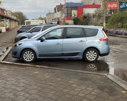 Синий Рено Гранд Сценик, объемом двигателя 1.9 л и пробегом 242 тыс. км за 7200 $, фото 10 на Automoto.ua