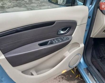 Синий Рено Гранд Сценик, объемом двигателя 2 л и пробегом 231 тыс. км за 7350 $, фото 16 на Automoto.ua