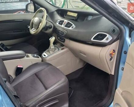 Синий Рено Гранд Сценик, объемом двигателя 2 л и пробегом 231 тыс. км за 7350 $, фото 20 на Automoto.ua