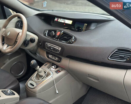 Синий Рено Гранд Сценик, объемом двигателя 1.5 л и пробегом 453 тыс. км за 5900 $, фото 28 на Automoto.ua