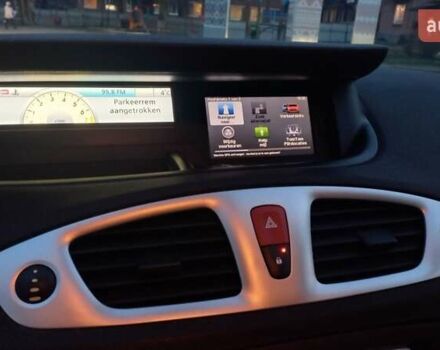 Синий Рено Гранд Сценик, объемом двигателя 2 л и пробегом 231 тыс. км за 7350 $, фото 25 на Automoto.ua