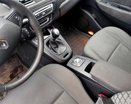 Синій Рено Гранд Сценік, об'ємом двигуна 1.5 л та пробігом 280 тис. км за 6200 $, фото 8 на Automoto.ua