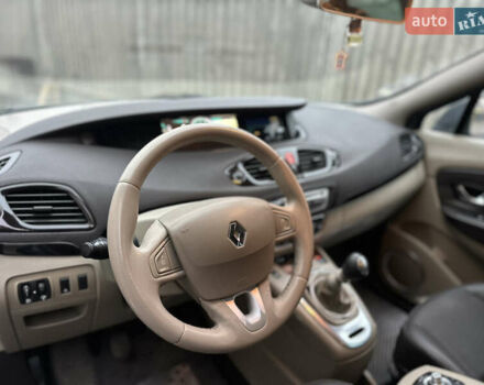 Синий Рено Гранд Сценик, объемом двигателя 1.5 л и пробегом 453 тыс. км за 5900 $, фото 20 на Automoto.ua