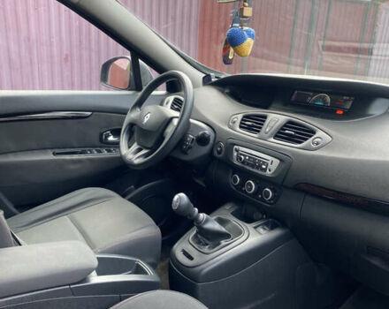 Синий Рено Гранд Сценик, объемом двигателя 1.5 л и пробегом 324 тыс. км за 7250 $, фото 15 на Automoto.ua