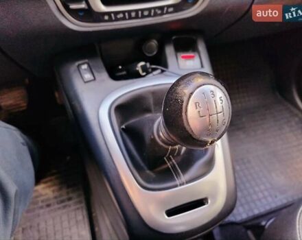 Синій Рено Гранд Сценік, об'ємом двигуна 1.6 л та пробігом 265 тис. км за 7500 $, фото 29 на Automoto.ua