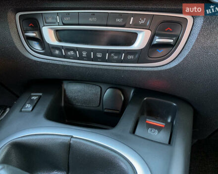 Синій Рено Гранд Сценік, об'ємом двигуна 1.6 л та пробігом 311 тис. км за 9155 $, фото 36 на Automoto.ua