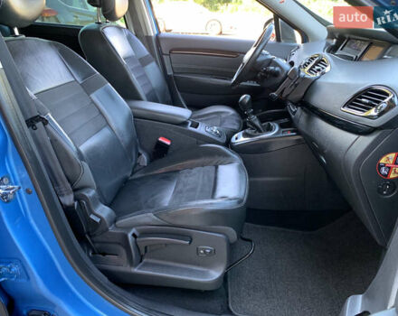 Синій Рено Гранд Сценік, об'ємом двигуна 1.6 л та пробігом 311 тис. км за 9155 $, фото 34 на Automoto.ua