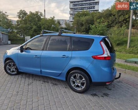 Синий Рено Гранд Сценик, объемом двигателя 1.5 л и пробегом 178 тыс. км за 10000 $, фото 5 на Automoto.ua