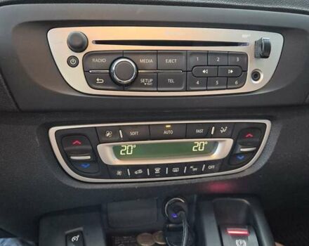 Синий Рено Гранд Сценик, объемом двигателя 1.5 л и пробегом 178 тыс. км за 10000 $, фото 11 на Automoto.ua