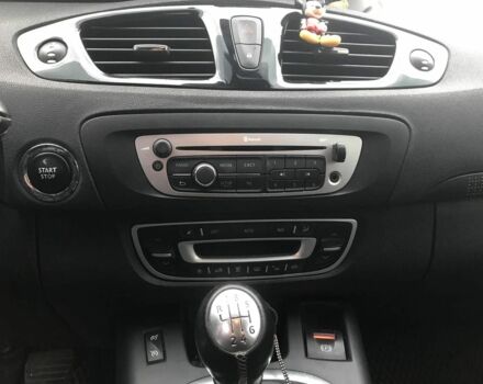 Синий Рено Гранд Сценик, объемом двигателя 1.5 л и пробегом 182 тыс. км за 9400 $, фото 3 на Automoto.ua