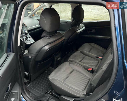 Синий Рено Гранд Сценик, объемом двигателя 1.5 л и пробегом 266 тыс. км за 13800 $, фото 4 на Automoto.ua