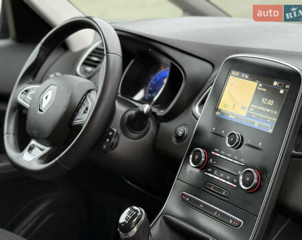 Синий Рено Гранд Сценик, объемом двигателя 1.75 л и пробегом 215 тыс. км за 15400 $, фото 40 на Automoto.ua