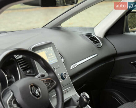 Синий Рено Гранд Сценик, объемом двигателя 1.75 л и пробегом 215 тыс. км за 15400 $, фото 35 на Automoto.ua