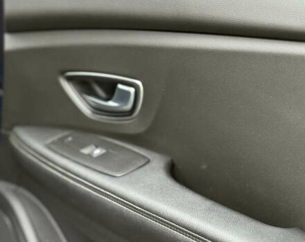 Синий Рено Гранд Сценик, объемом двигателя 1.75 л и пробегом 215 тыс. км за 15400 $, фото 37 на Automoto.ua