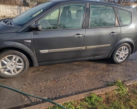 Синий Рено Гранд Сценик, объемом двигателя 2 л и пробегом 190 тыс. км за 6000 $, фото 1 на Automoto.ua