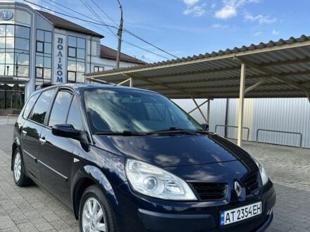 Рено Гранд Сценік 2007 у Рожнятове на Automoto.ua Синій Рено Гранд Сценік, об'ємом двигуна 2 л та пробігом 248 тис. км за 3850 $, фото 1 на Automoto.ua