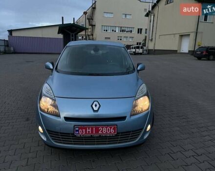 Рено Гранд Сценик 2009 в Луцке на Automoto.ua Синий Рено Гранд Сценик, объемом двигателя 2 л и пробегом 317 тыс. км за 7100 $, фото 1 на Automoto.ua