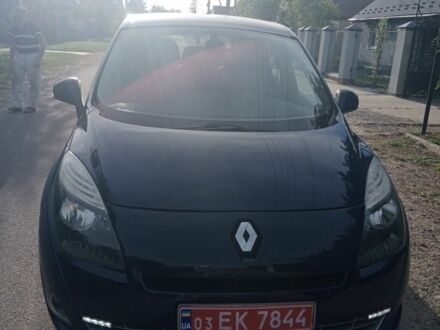 Рено Гранд Сценик 2010 в Владимир-Волынский на Automoto.ua Синий Рено Гранд Сценик, объемом двигателя 0 л и пробегом 196 тыс. км за 6100 $, фото 1 на Automoto.ua