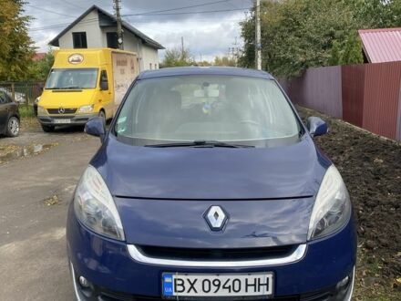 Рено Гранд Сценик 2012 в Староконстантинов на Automoto.ua Синий Рено Гранд Сценик, объемом двигателя 1.5 л и пробегом 320 тыс. км за 7700 $, фото 1 на Automoto.ua