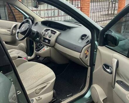 Зеленый Рено Гранд Сценик, объемом двигателя 2 л и пробегом 249 тыс. км за 4950 $, фото 6 на Automoto.ua