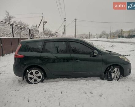 Зеленый Рено Гранд Сценик, объемом двигателя 1.9 л и пробегом 389 тыс. км за 6800 $, фото 7 на Automoto.ua