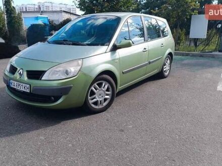 Зелений Рено Гранд Сценік, об'ємом двигуна 1.6 л та пробігом 220 тис. км за 6300 $, фото 1 на Automoto.ua