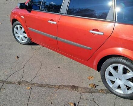 Оранжевый Рено Гранд Сценик, объемом двигателя 2 л и пробегом 220 тыс. км за 6500 $, фото 31 на Automoto.ua